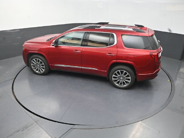 Used 2021 GMC Acadia Denali w/ Denali Ultimate Package AWD/4WD image 26