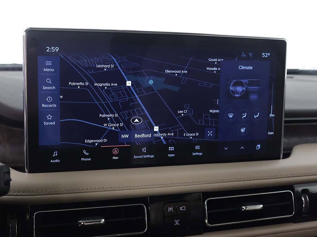 Used 2022 Lincoln Nautilus Reserve w/ Luxury Package image 45