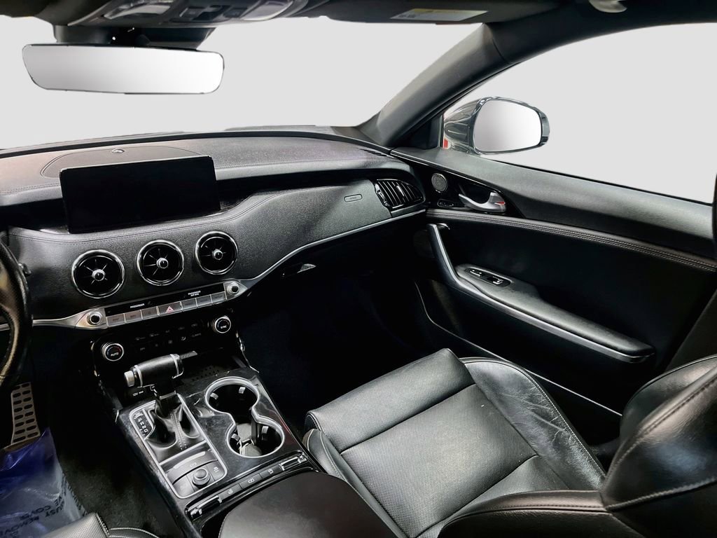 Used 2022 Kia Stinger GT-Line w/ Sun & Sound Package AWD/4WD image 25