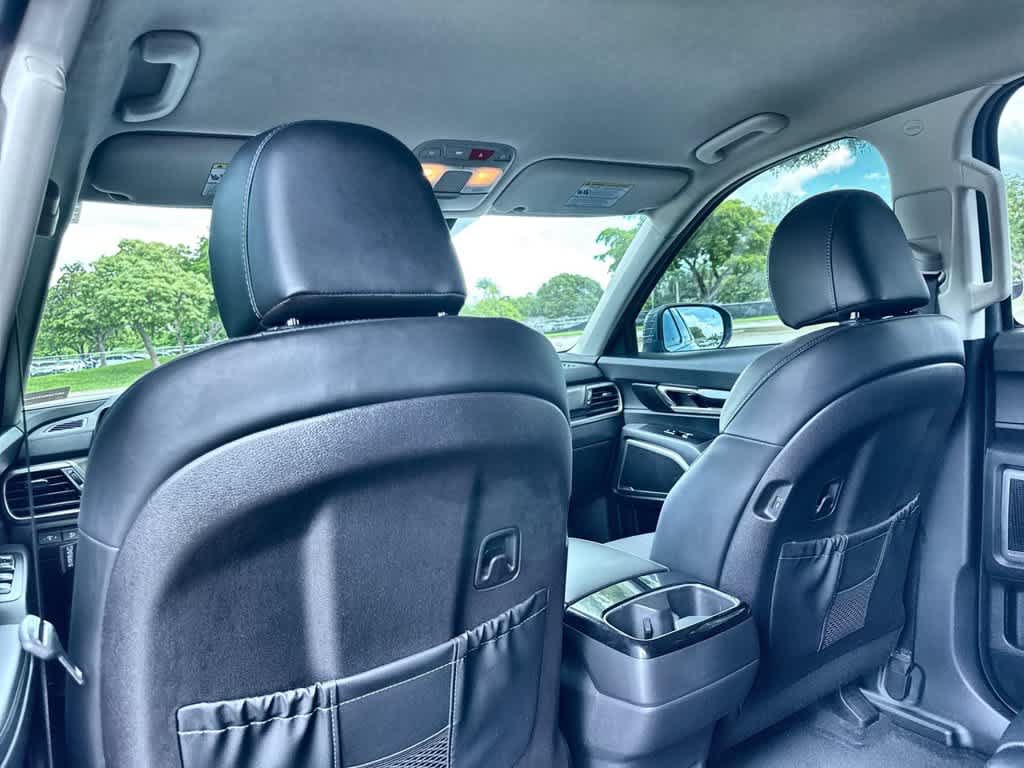 Certified 2024 Kia Telluride LX FWD image 23