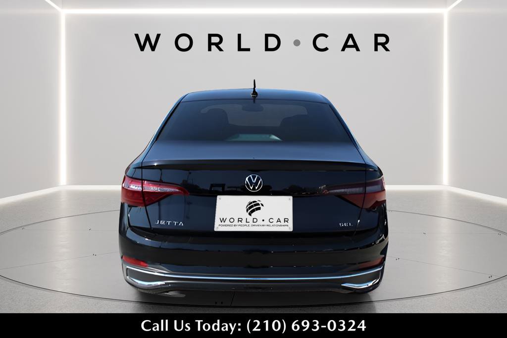 Used 2023 Volkswagen Jetta SEL FWD image 6