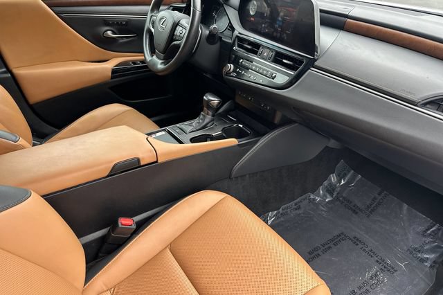 Used 2023 Lexus ES 350 w/ Premium Package FWD image 17