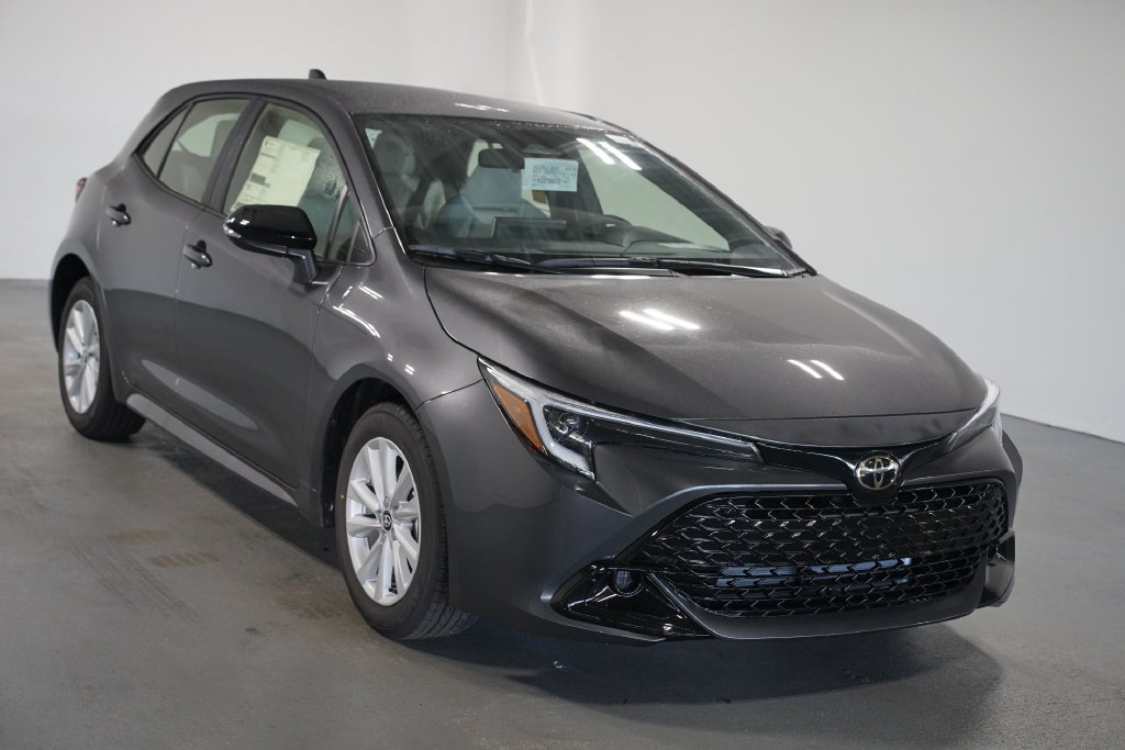 New 2027 Toyota Corolla SE FWD image 3