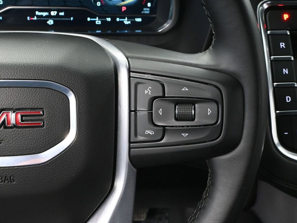 Used 2024 GMC Yukon XL SLE image 28