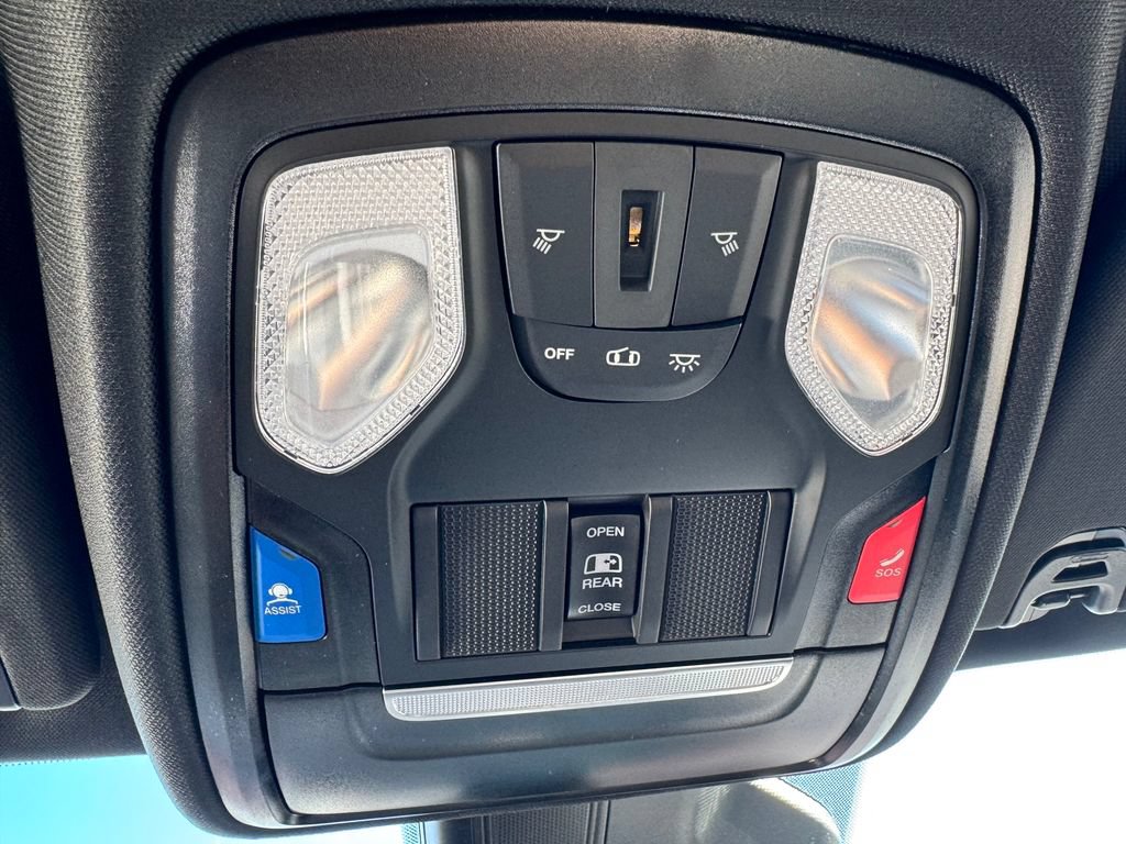 New 2026 RAM 1500 4x4 Crew Cab image 21