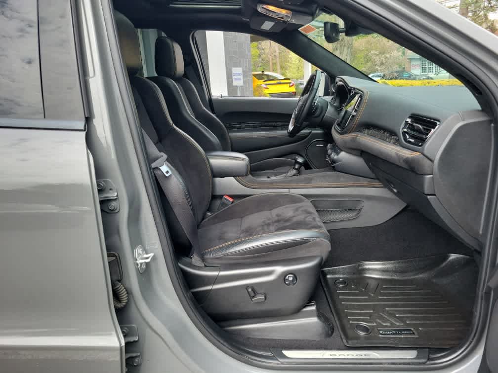 Used 2022 Dodge Durango R/T w/ Hemi Orange Plus Package AWD/4WD image 28