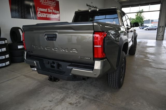 New 2026 Toyota Tacoma TRD Off-Road w/ TRD Off Road Premium Package AWD/4WD image 6