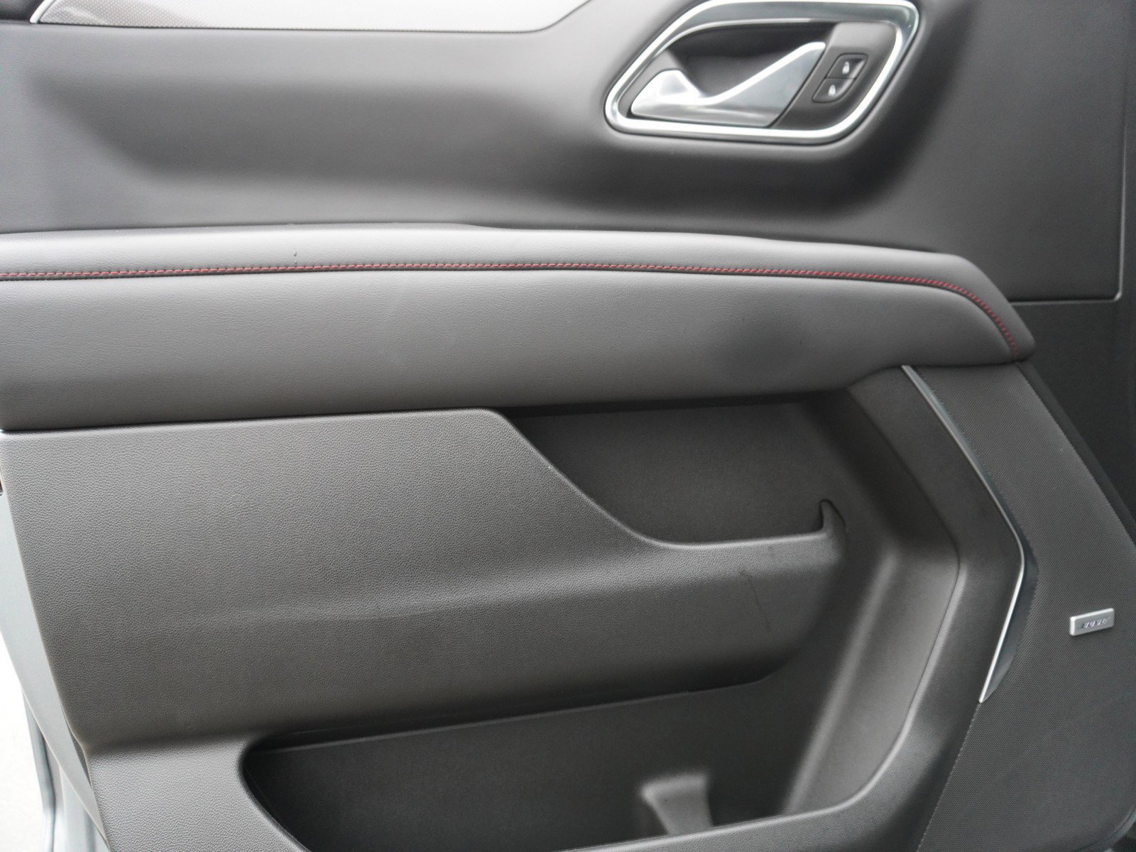 Used 2023 Chevrolet Tahoe RST w/ Sport Performance Package image 24