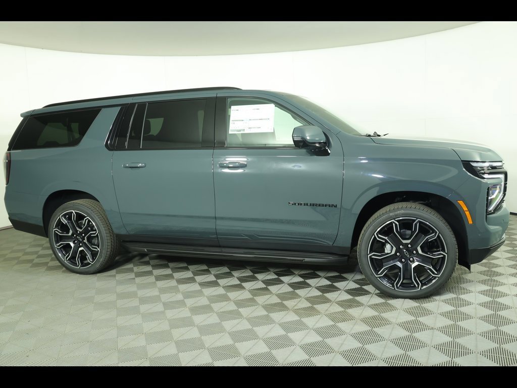 New 2026 Chevrolet Suburban RST w/ Advanced Technology Package image 2
