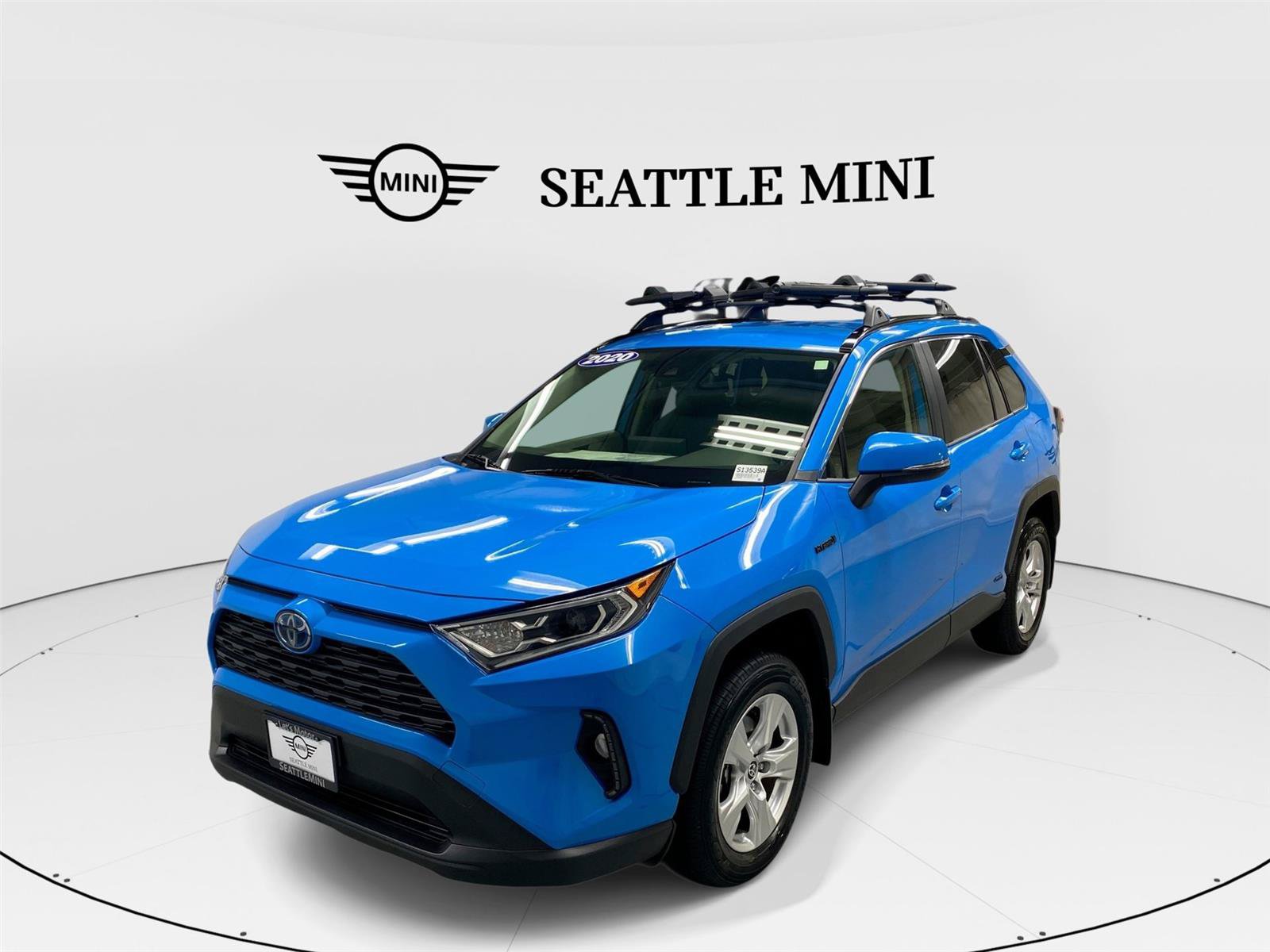 Used 2020 Toyota RAV4 XLE w/ XLE Grade Weather Package AWD/4WD video 1