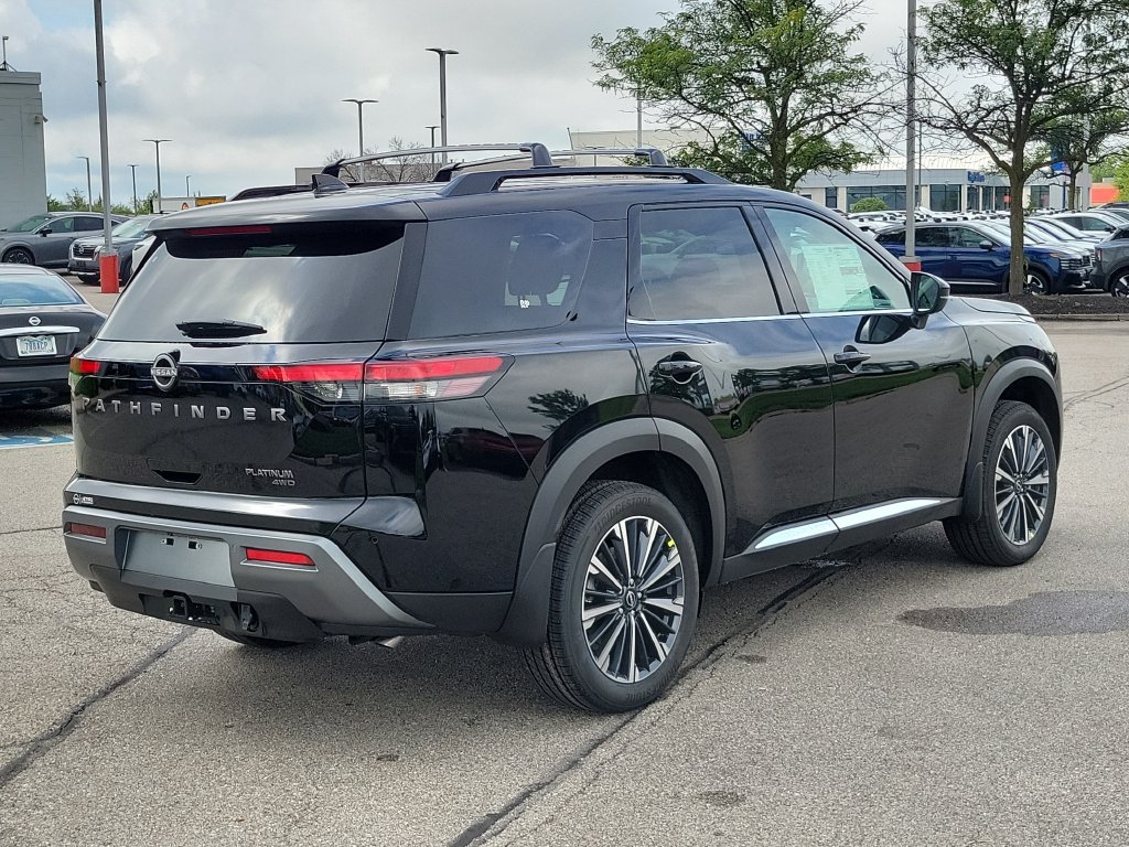 New 2026 Nissan Pathfinder Platinum AWD/4WD image 3