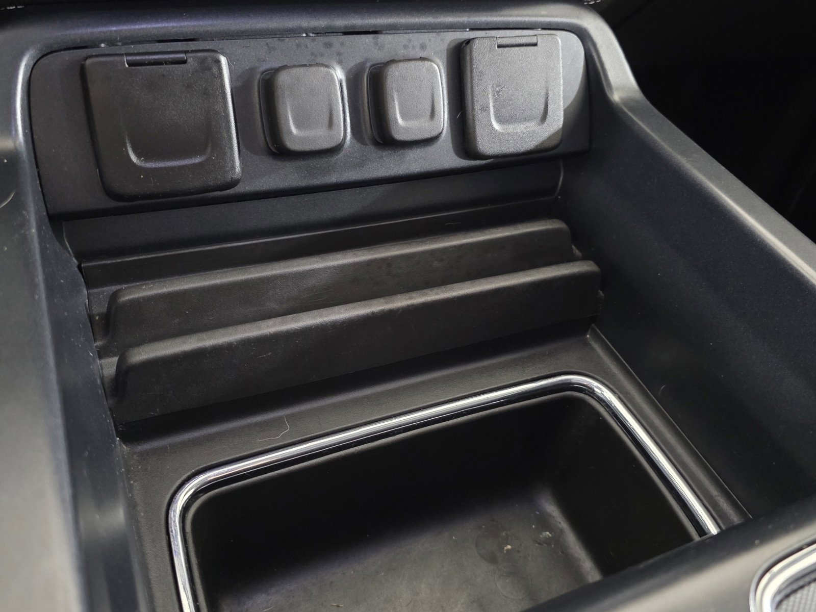 Used 2018 Chevrolet Silverado 3500 LTZ w/ Duramax Plus Package image 29