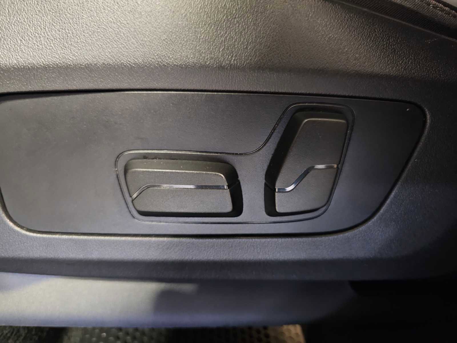Used 2023 BMW X1 xDrive28i w/ Premium Package image 28