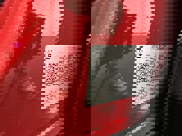 New 2026 Chevrolet Trax LT w/ Sunroof Package image 32