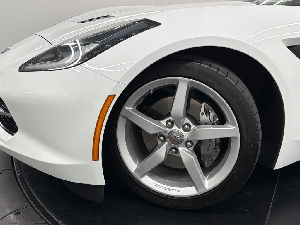 Used 2014 Chevrolet Corvette Stingray Coupe w/ 2LT Preferred Equipment Group RWD image 5