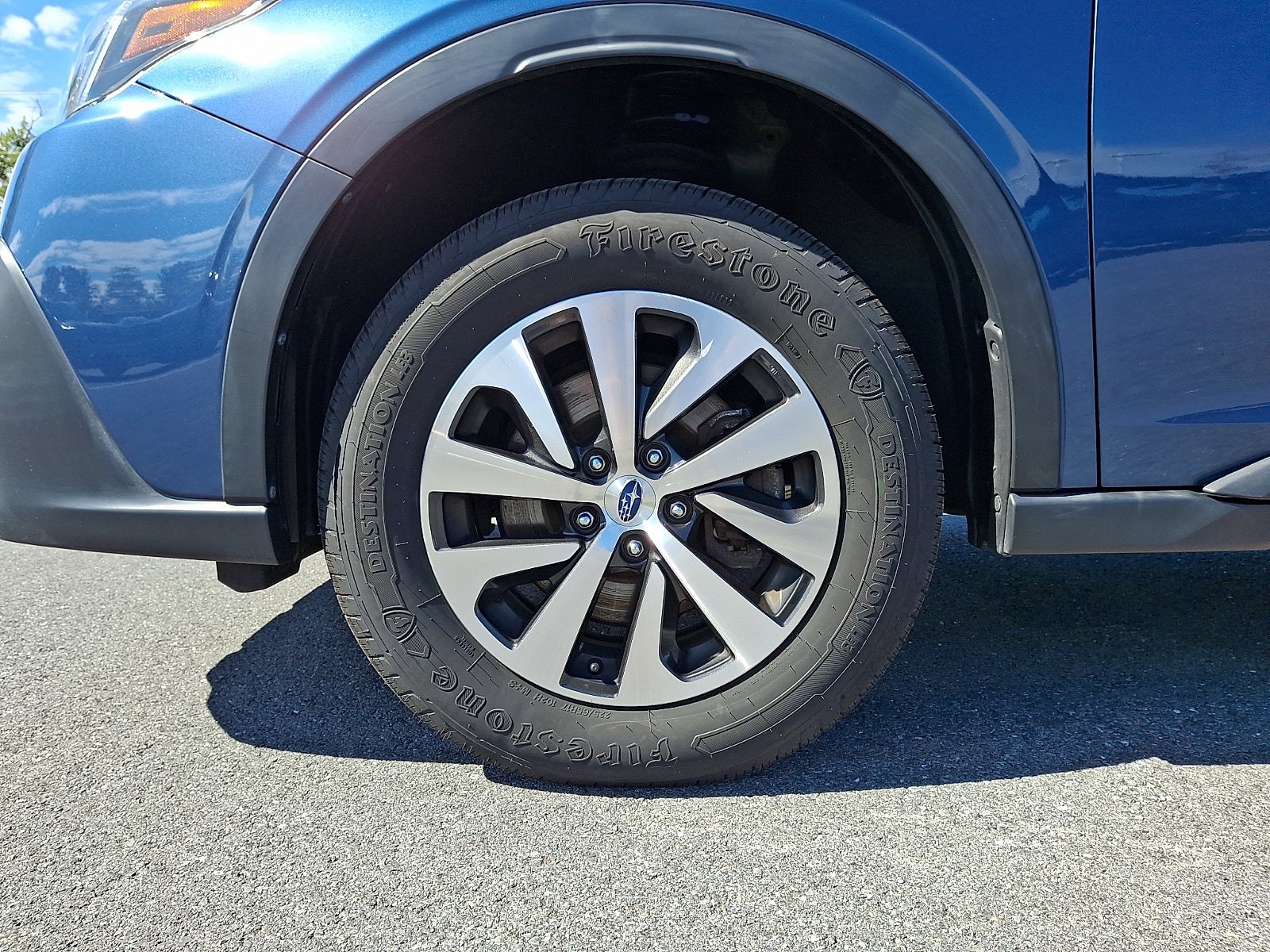 Used 2022 Subaru Outback Premium w/ Popular Package #1 AWD/4WD image 9