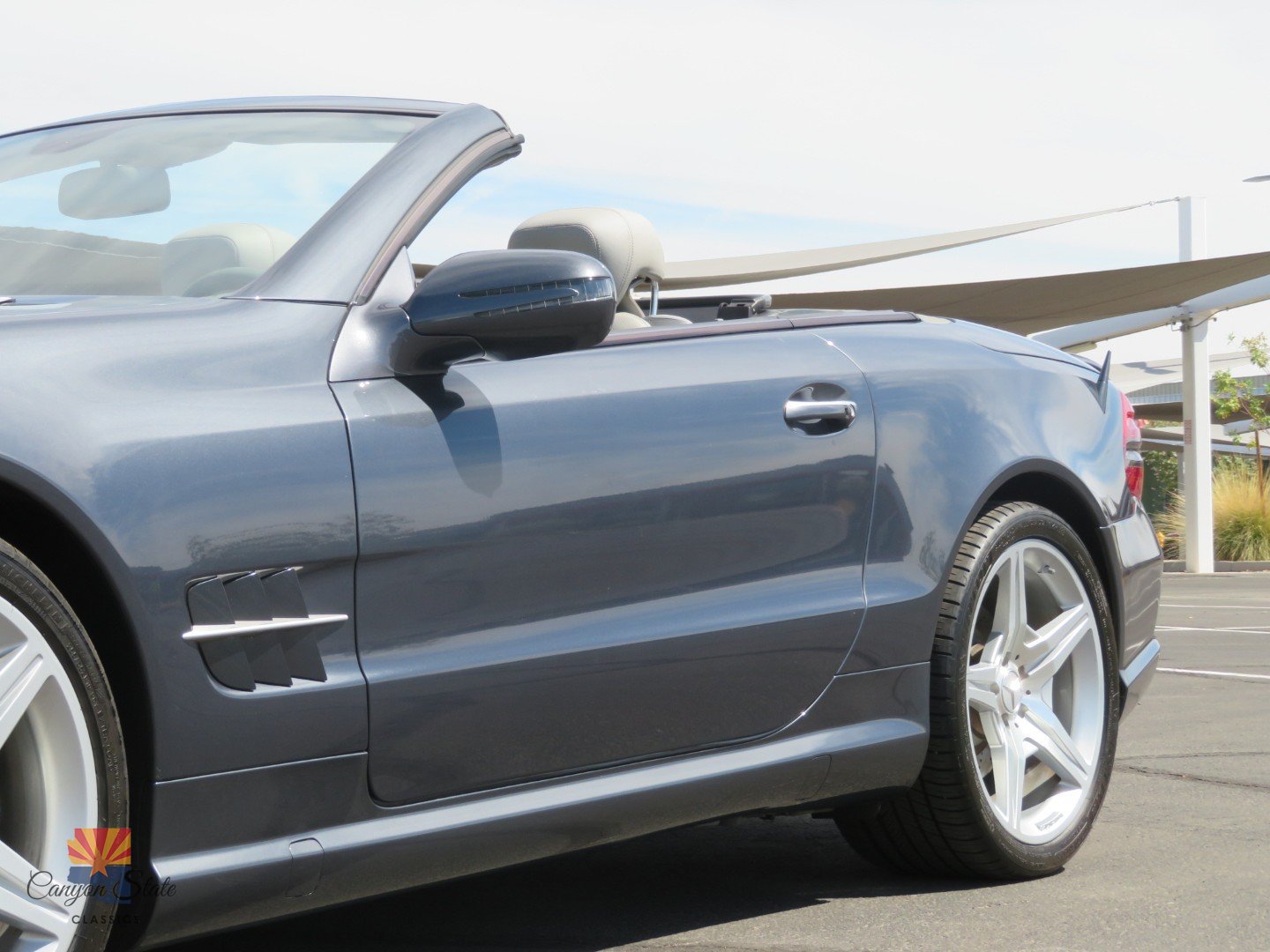 Used 2009 Mercedes-Benz SL 550 w/ Premium I Pkg image 23