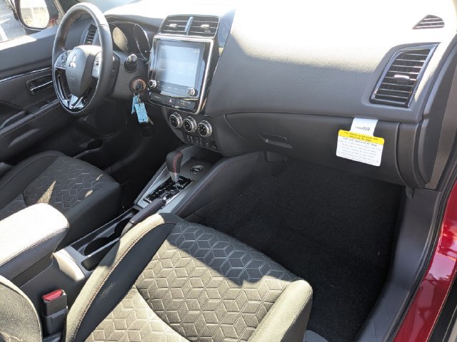 New 2026 Mitsubishi Outlander Sport LE AWD/4WD image 14