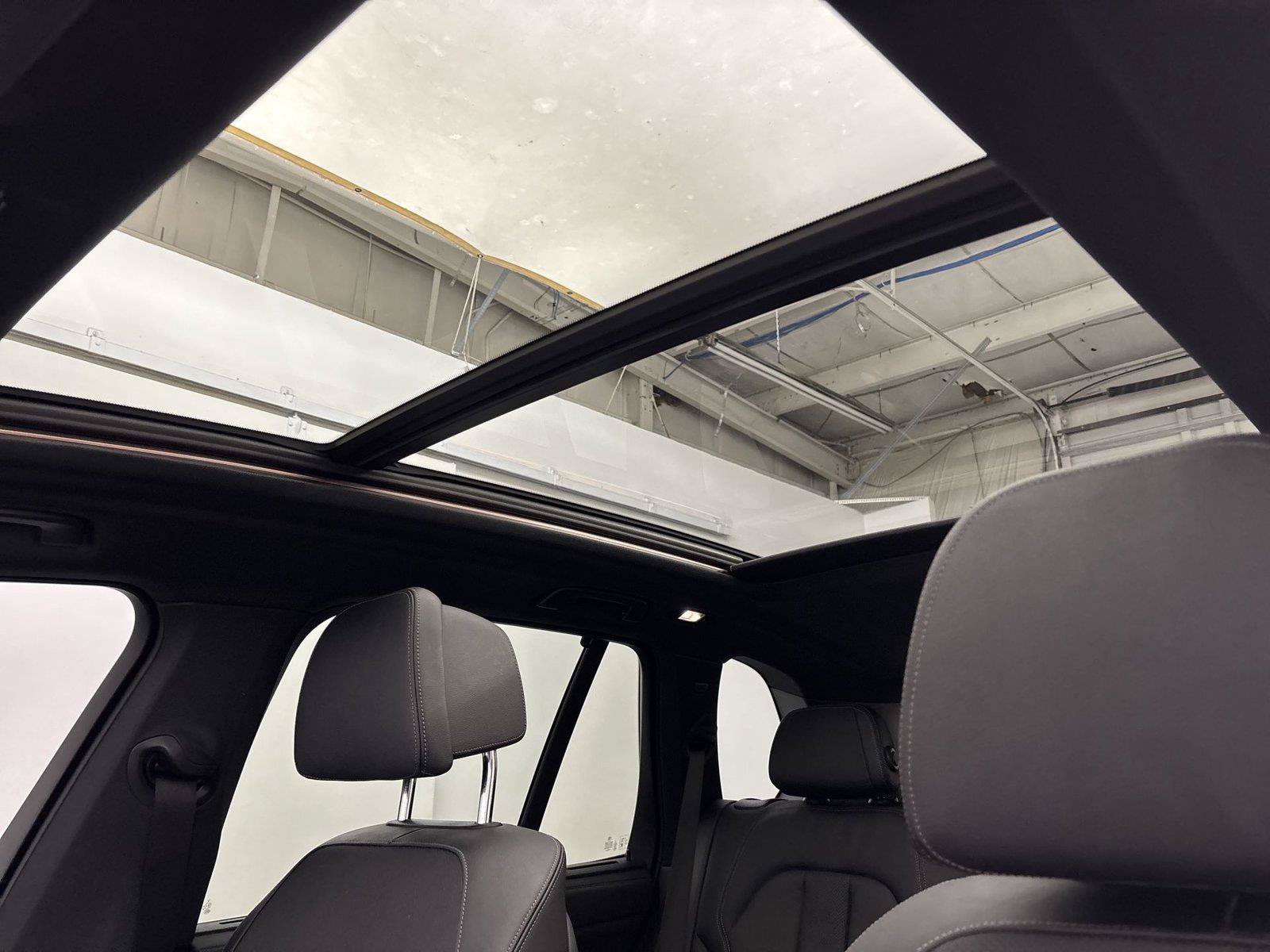 Used 2019 BMW X5 xDrive40i w/ Executive Package AWD/4WD image 24