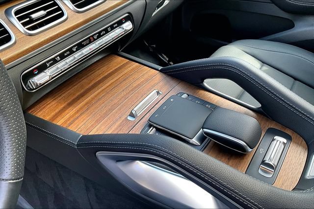 Certified 2025 Mercedes-Benz GLS 450 4MATIC w/ AMG Line Exterior image 13