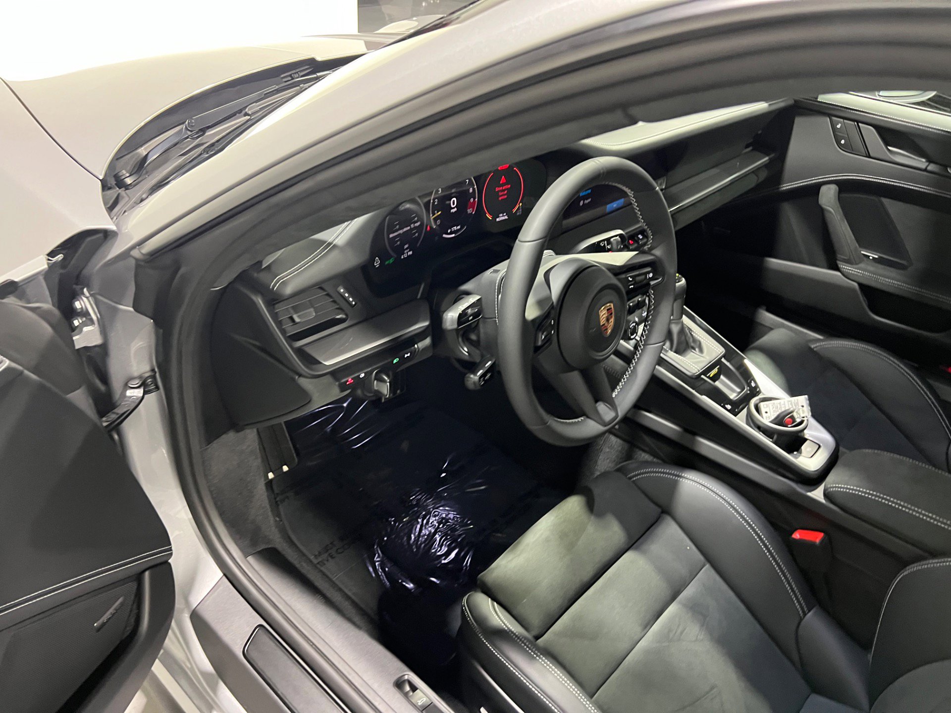 Used 2026 Porsche 911 GT3 image 34