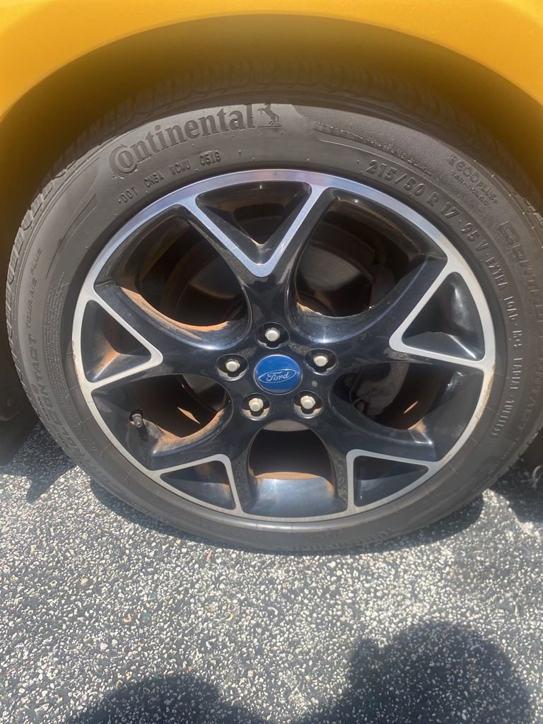 Used 2012 Ford Focus SE FWD image 14
