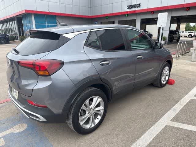 Used 2021 Buick Encore GX Preferred w/ Cold Weather Comfort Package FWD image 4