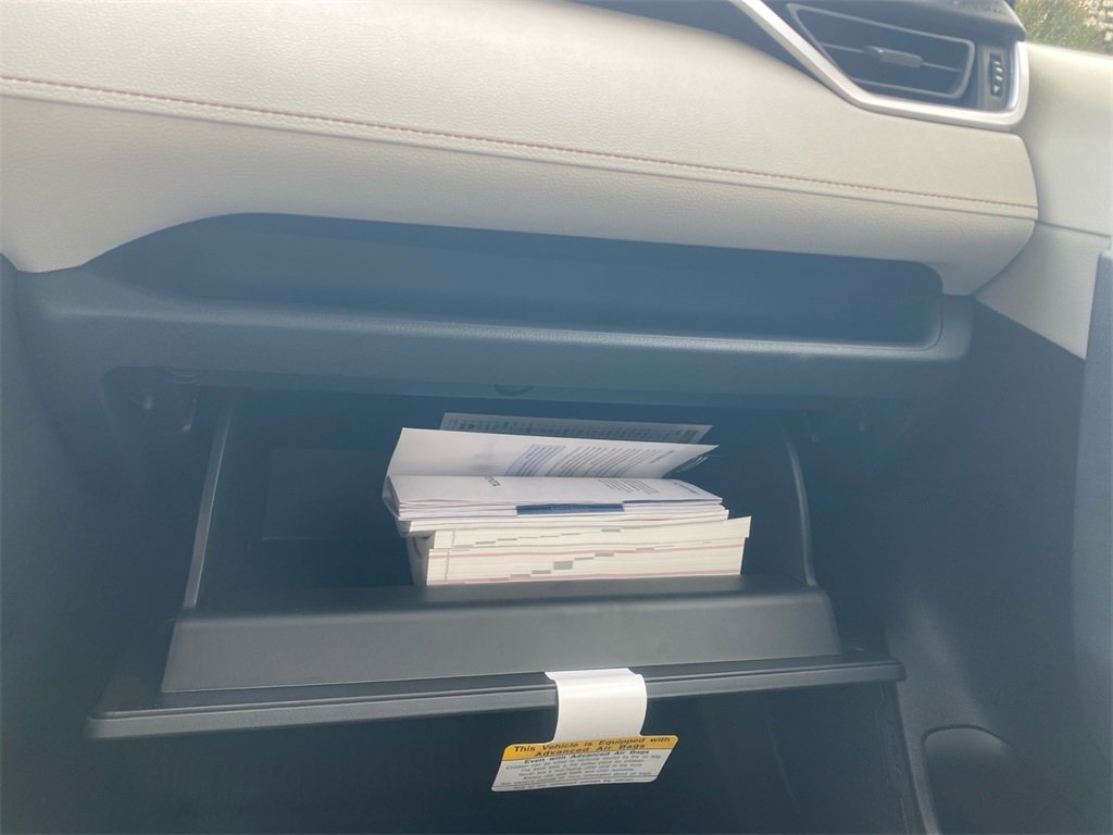 Used 2025 Toyota RAV4 XLE image 24