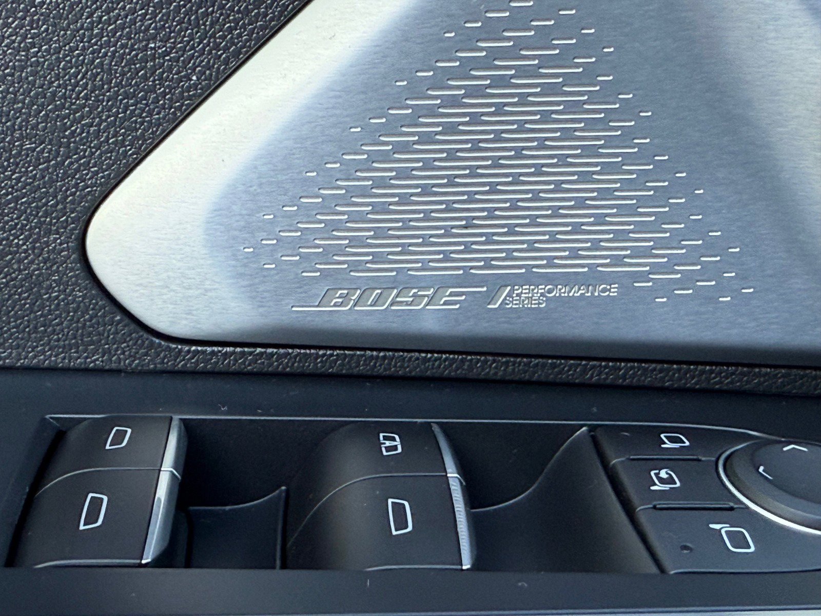 Certified 2024 GMC Acadia Denali w/ Super Cruise Package image 10