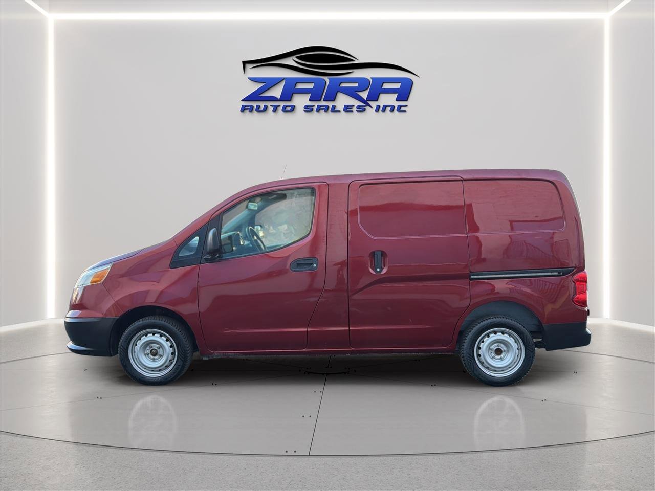 Used 2017 Chevrolet City Express LT w/ Technology Package FWD image 4