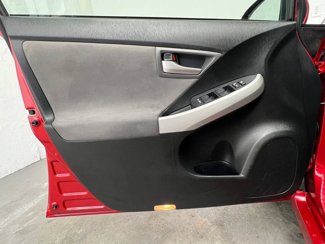 Used 2012 Toyota Prius Three FWD image 7