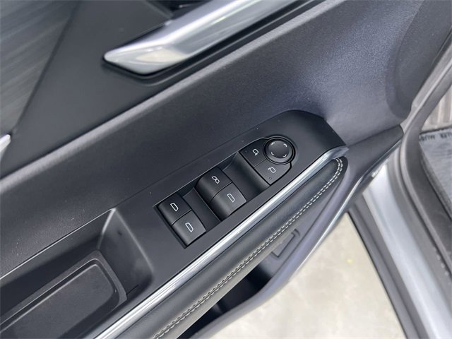 Used 2025 GMC Acadia Elevation image 24