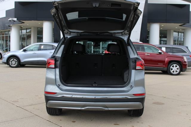Used 2023 Chevrolet Equinox RS w/ RS Leather Package image 32