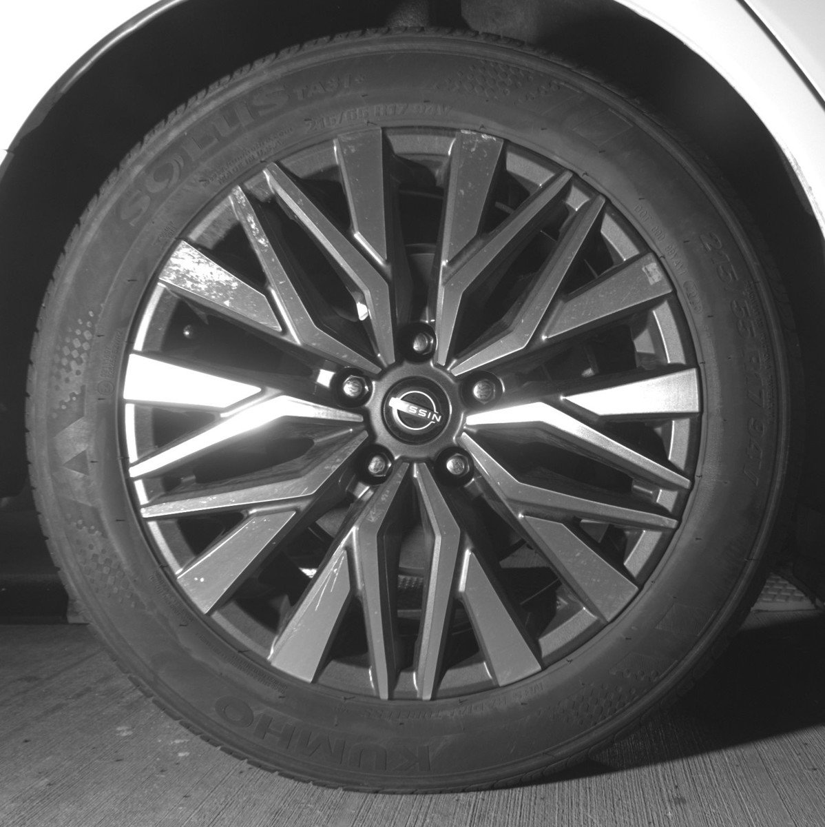 Used 2025 Nissan Altima 2.5 SV image 15