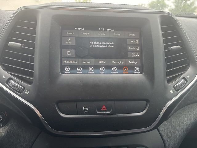 Used 2020 Jeep Cherokee Latitude Plus w/ Cold Weather Group image 10