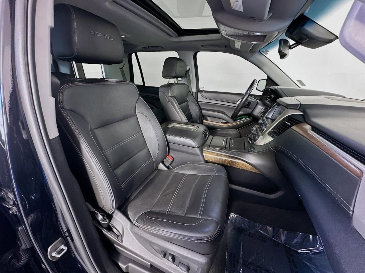 Used 2019 GMC Yukon Denali image 36