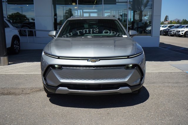 New 2025 Chevrolet Equinox EV LT image 3