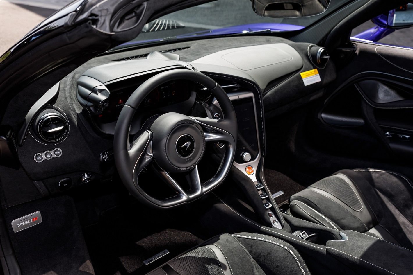 New 2026 McLaren 750S Spider RWD image 47