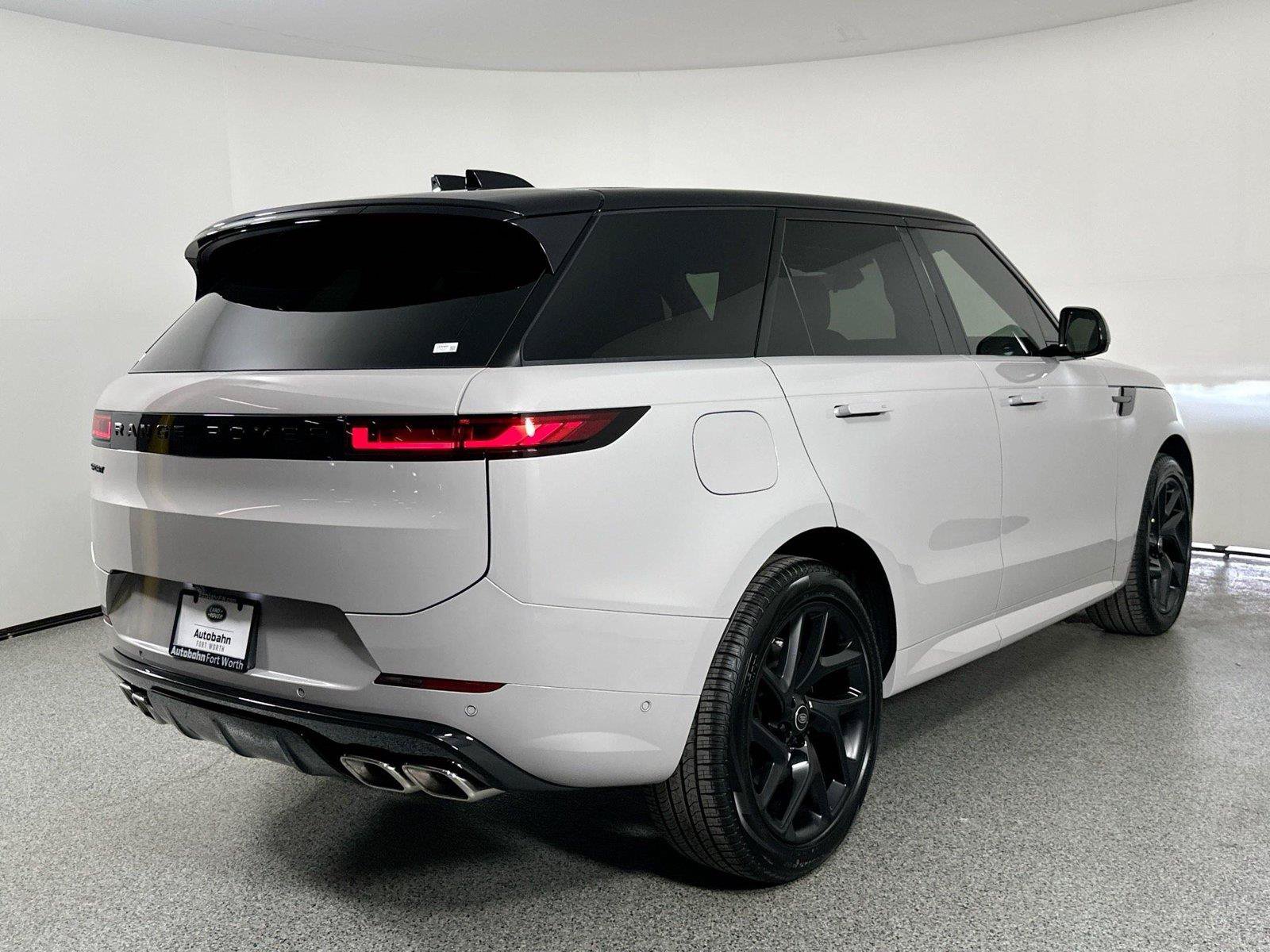 Certified 2025 Land Rover Range Rover Sport Dynamic SE AWD/4WD image 4
