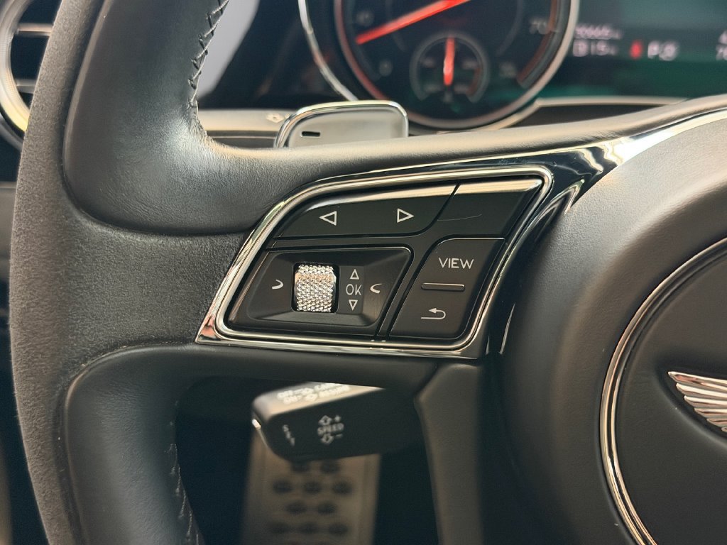 Used 2020 Bentley Bentayga Speed AWD/4WD image 35