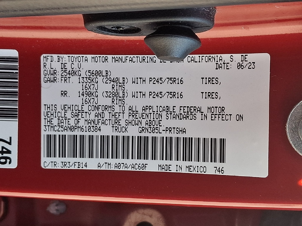 Used 2023 Toyota Tacoma SR AWD/4WD image 27