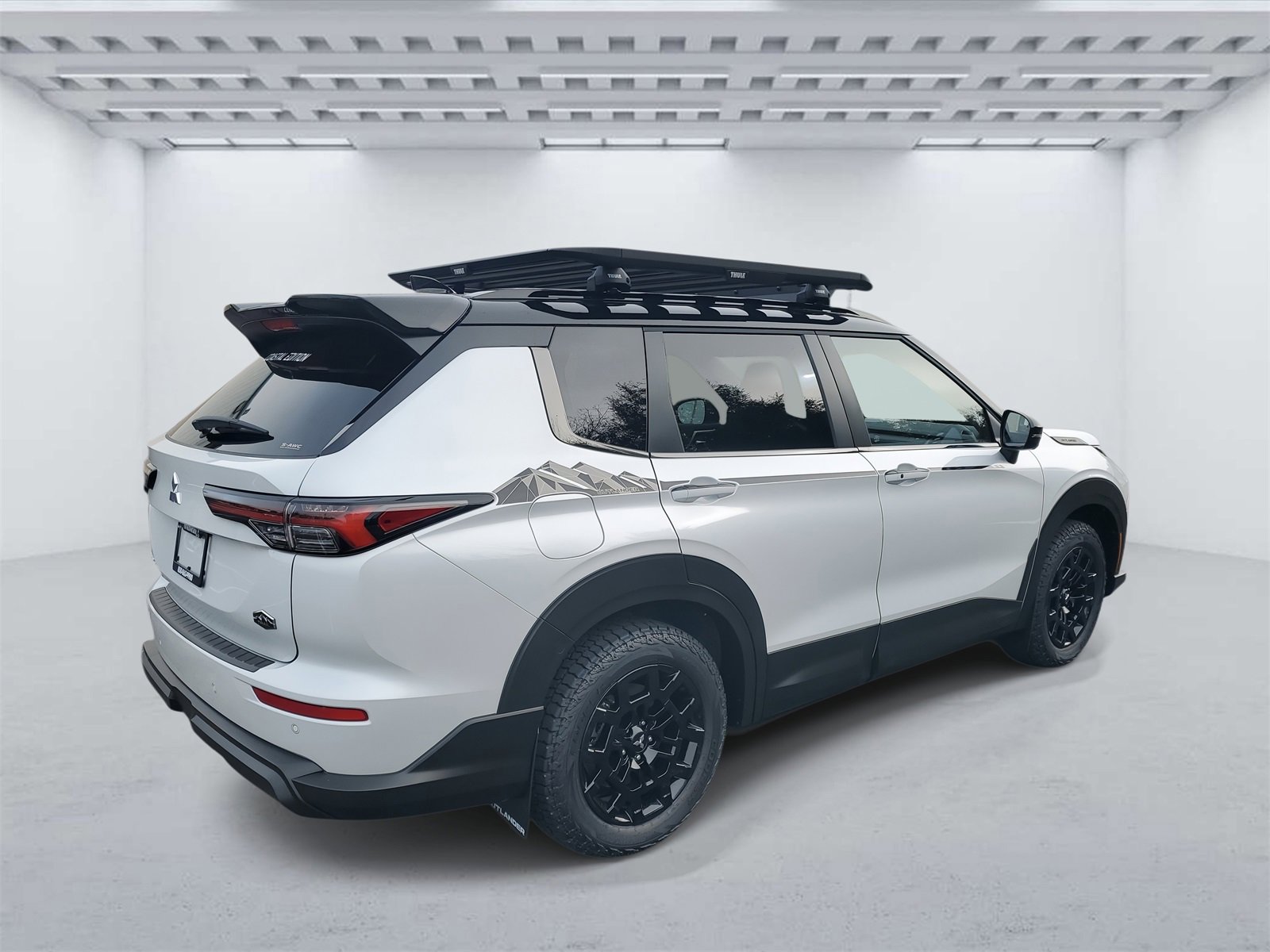 New 2026 Mitsubishi Outlander Trail Edition image 4