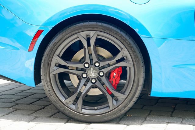 Used 2022 Chevrolet Camaro SS RWD image 32