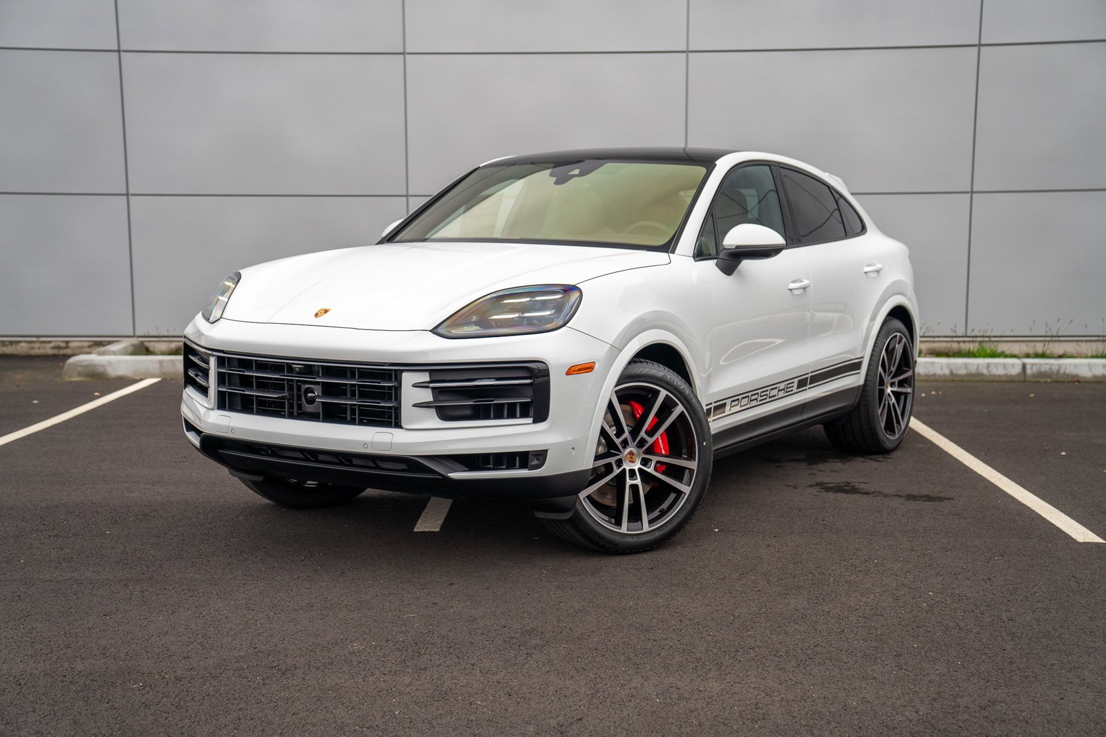 New 2026 Porsche Cayenne S image 1