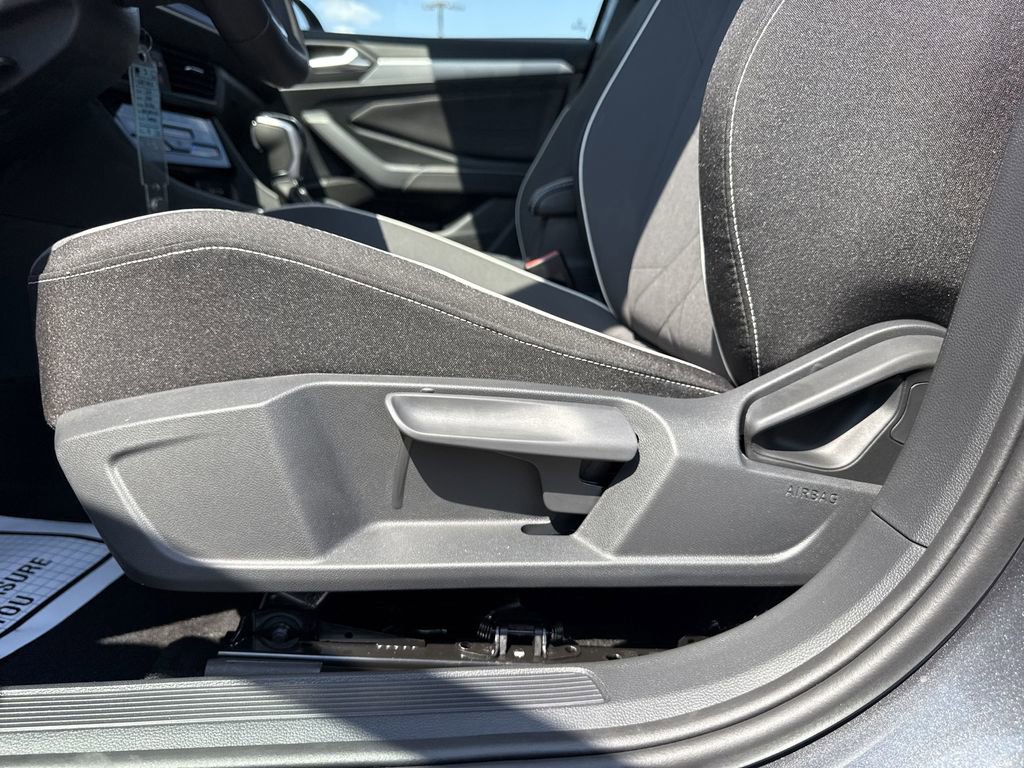 New 2025 Volkswagen Jetta Sport image 22