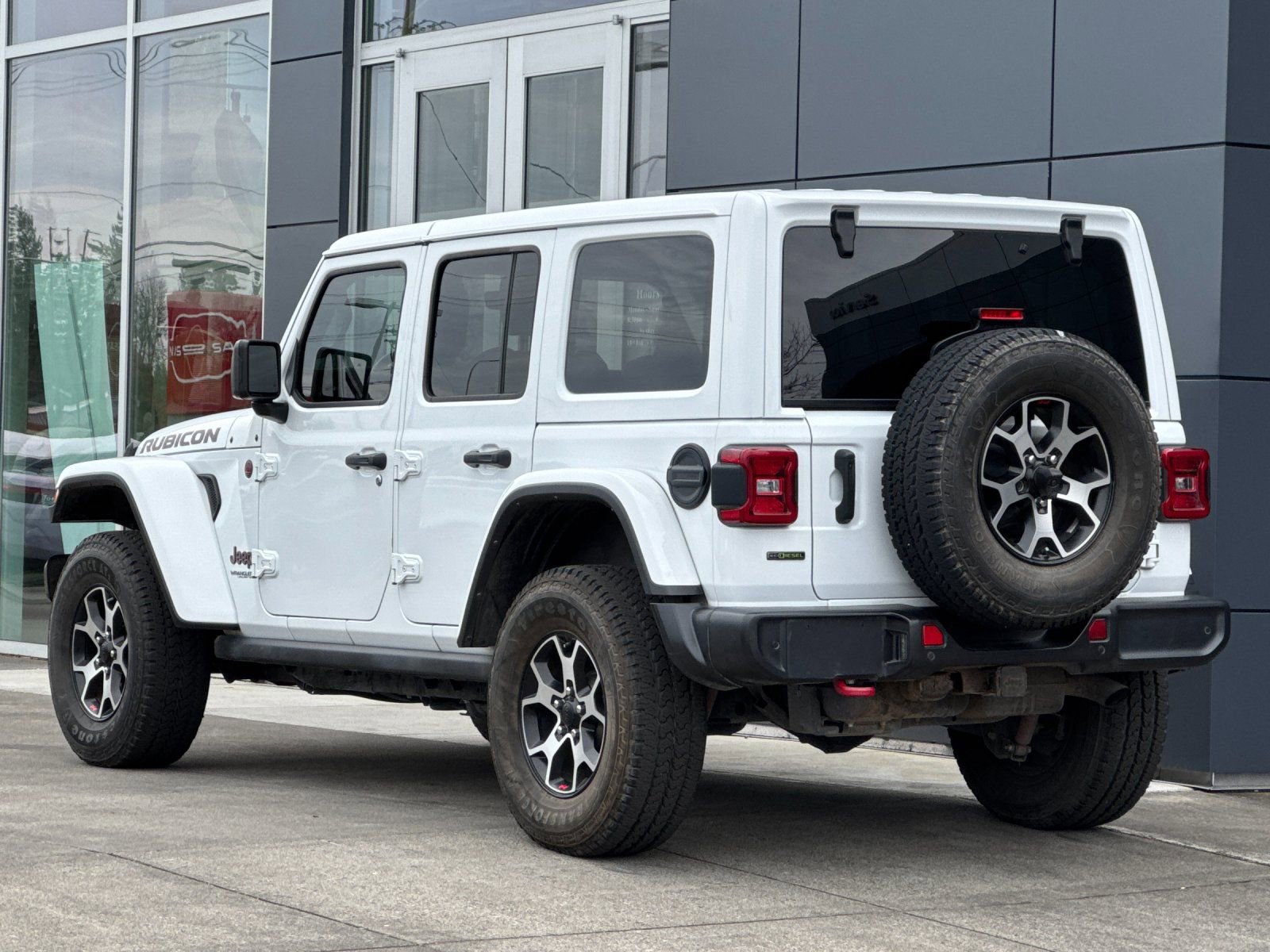 Used 2021 Jeep Wrangler Unlimited Rubicon AWD/4WD image 5