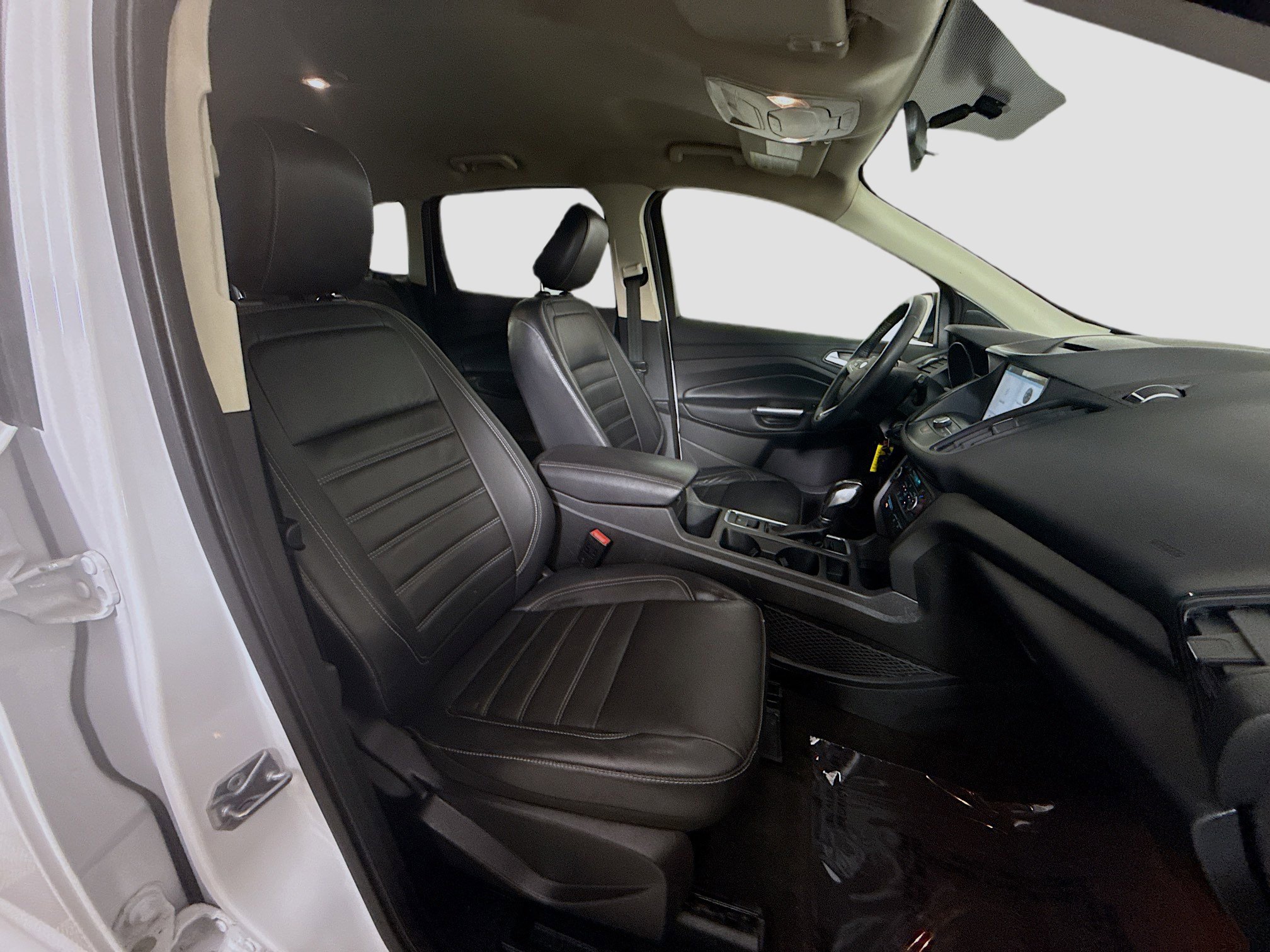 Used 2018 Ford Escape SEL FWD image 28