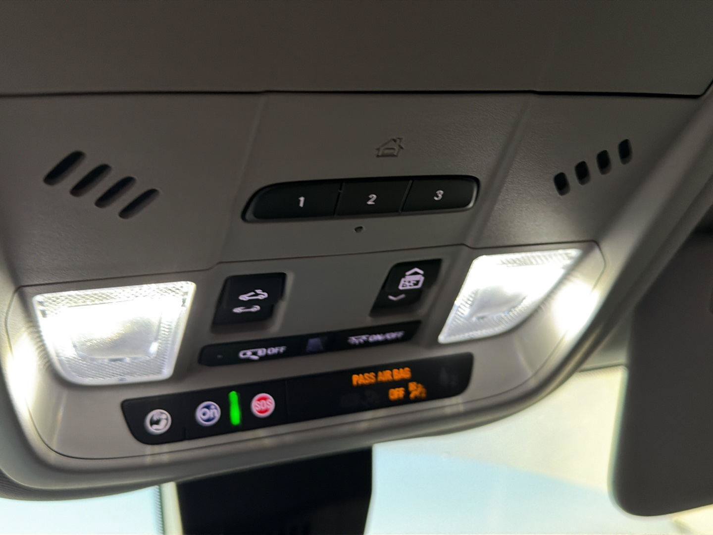Used 2023 GMC Terrain SLT FWD image 28