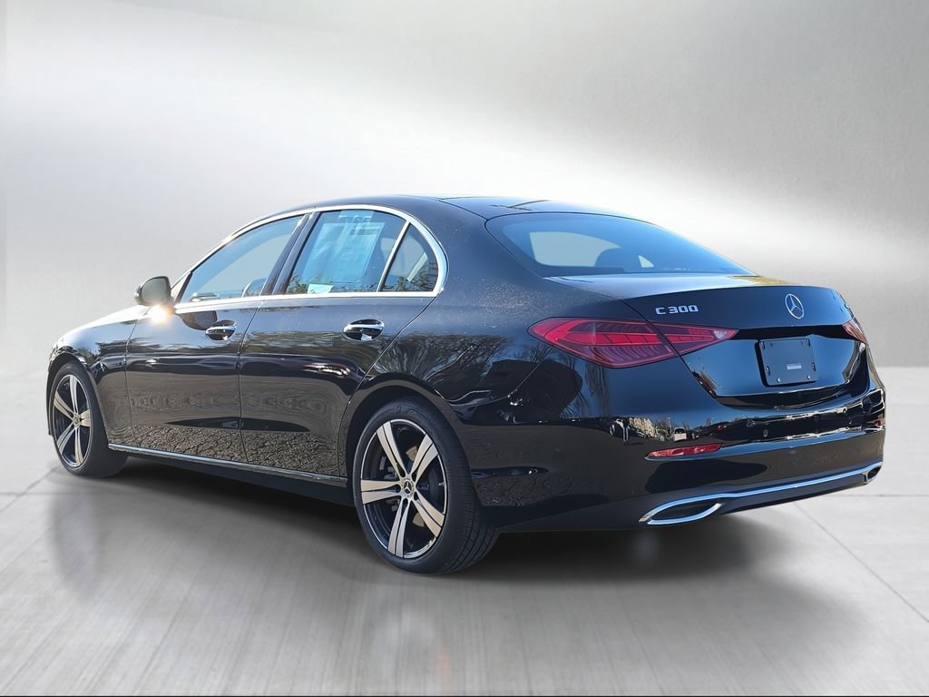 Used 2025 Mercedes-Benz C 300 4MATIC Sedan image 5