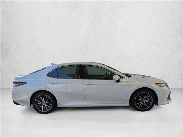 Used 2023 Toyota Camry XLE w/ Cold Weather Package image 4